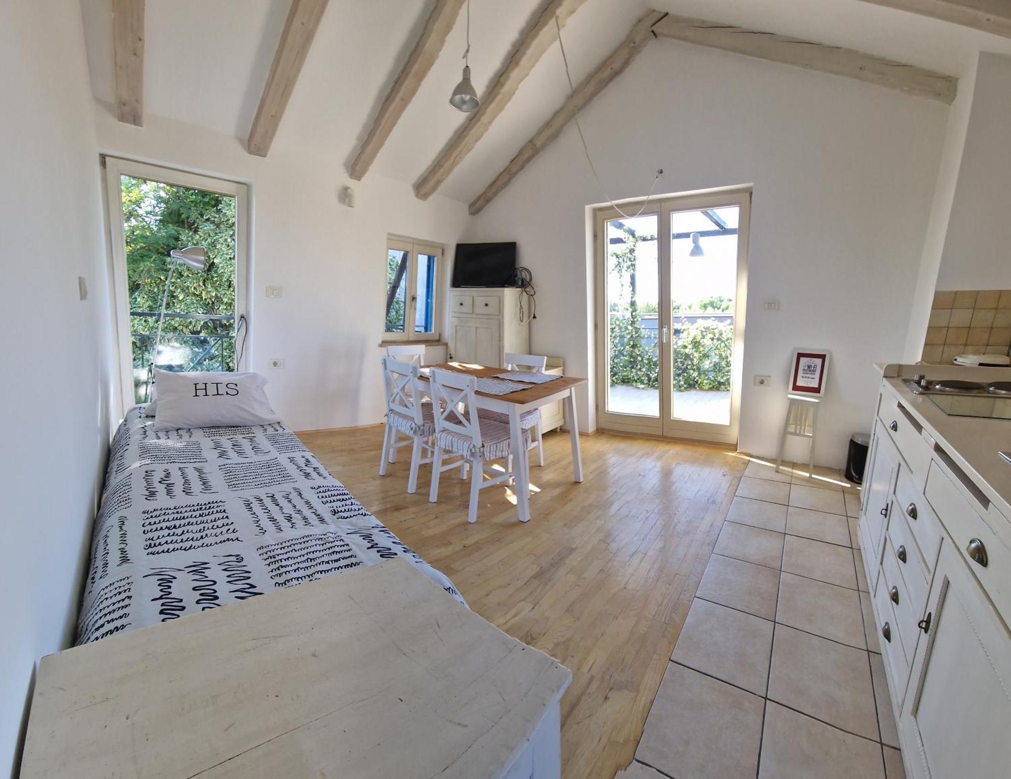 Apartments Ivas Zambratija  Zewnętrze zdjęcie