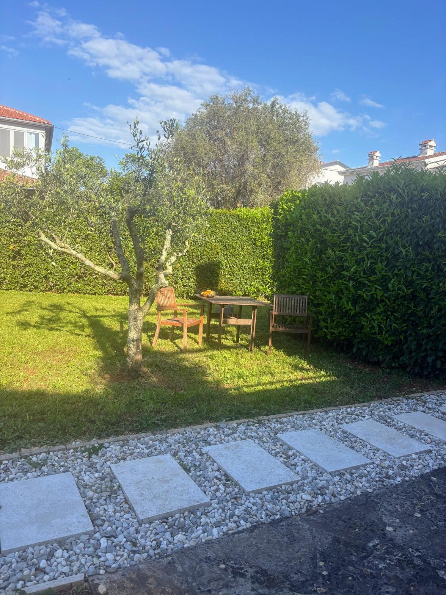 Apartments Ivas Zambratija  Zewnętrze zdjęcie
