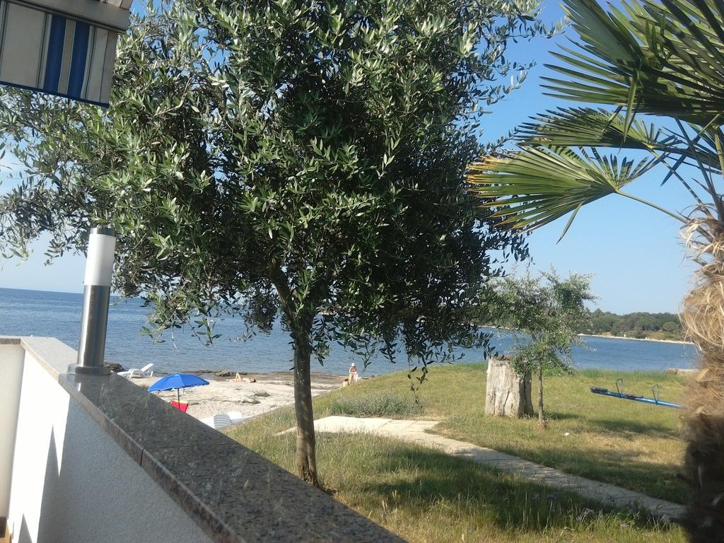 Apartments Ivas Zambratija  Zewnętrze zdjęcie